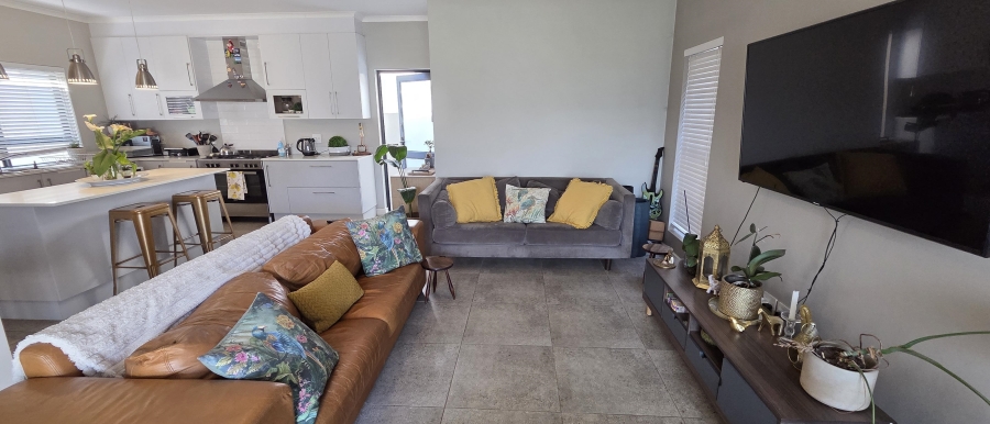 To Let 3 Bedroom Property for Rent in Groot Phesantekraal Estate Western Cape